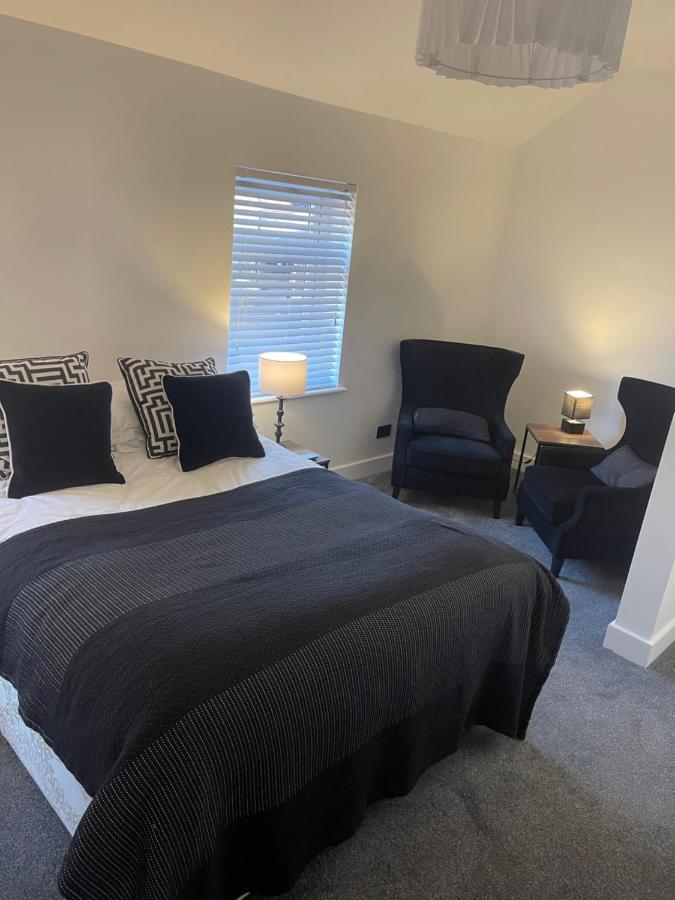 סי האוסס Crown Street Room Only Accommodation מראה חיצוני תמונה